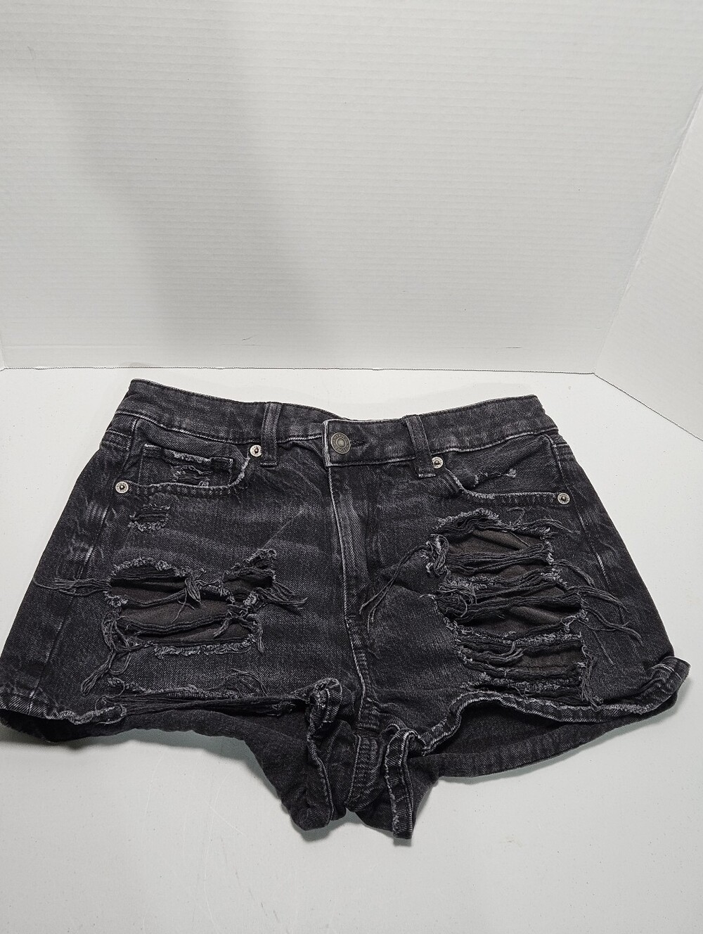 American Eagle Black Distressed Denim Shorts Size 4 Frayed Hem